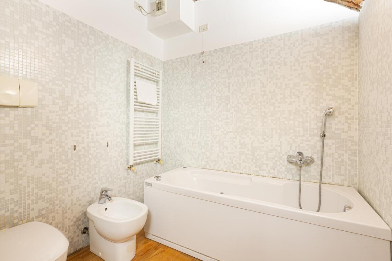 Sant'Ambrogio Design Apartment Milaan Buitenkant foto